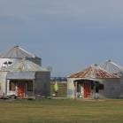 066 - Also available - air conditioned corn silos...